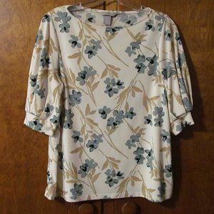 H&M Spring floral pattern top - Size M
